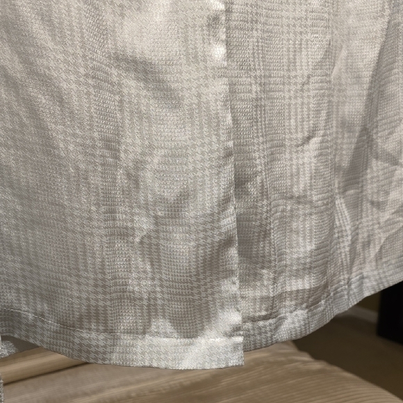 Oscar de la Renta Light Gray Pajama Top - Picture 6 of 16